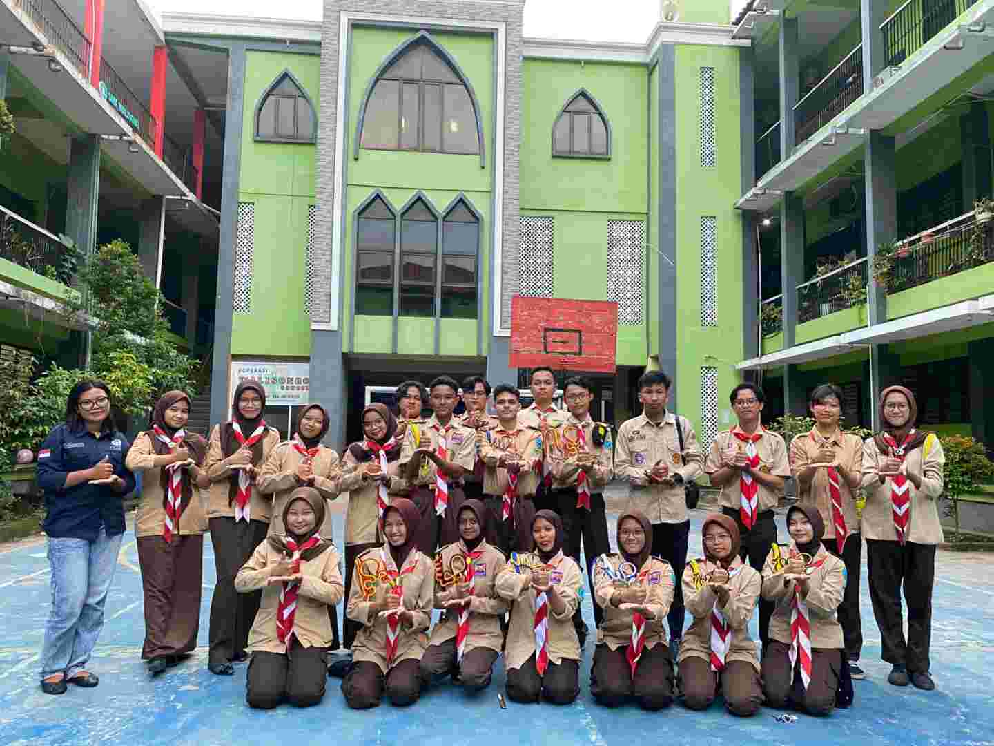 Penutupan dan Foto Bersama